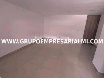 Apartamento en venta en Laureles, Medellín · foto 3 de 20