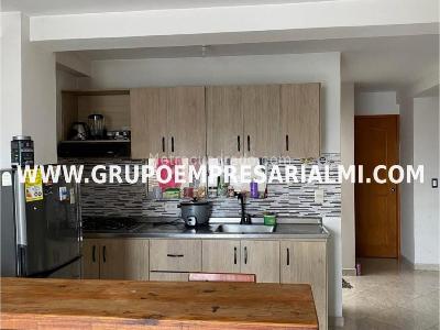 Apartamento en venta en Manrique, Medellín · foto 2 de 20