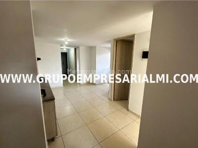 Apartamento en venta en La America, Medellín · foto 2 de 20