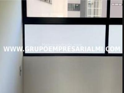 Apartamento de 3 alcobas en venta en Las Palmas, Medellín, 101 m² · foto 3 de 20