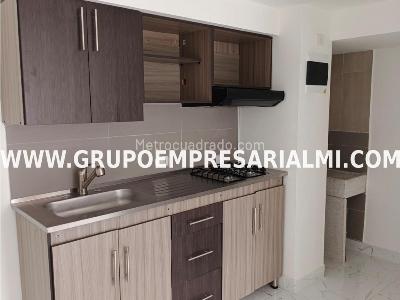 Apartamento de 3 alcobas en venta en La Navarra, Bello, 55 m² · foto 3 de 20