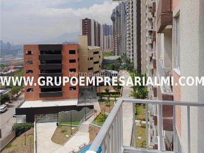 Apartamento de 3 alcobas en venta en La Navarra, Bello, 55 m² · foto 10 de 20