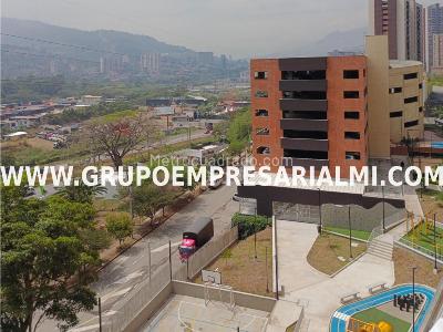 Apartamento de 3 alcobas en venta en La Navarra, Bello, 55 m² · foto 13 de 20