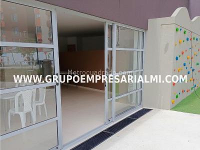 Apartamento de 3 alcobas en venta en La Navarra, Bello, 55 m² · foto 14 de 20