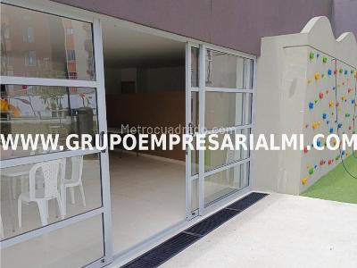 Apartamento de 3 alcobas en venta en La Navarra, Bello, 55 m² · foto 16 de 20