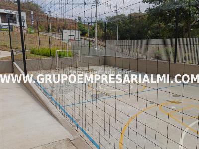 Apartamento de 3 alcobas en venta en La Navarra, Bello, 55 m² · foto 18 de 20