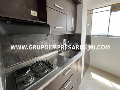 Apartamento en venta en Robledo, Medellín · foto 2 de 20