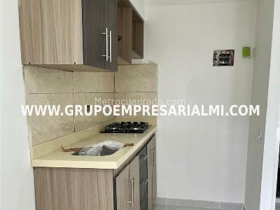 Apartamento en venta en Robledo, Medellín · foto 3 de 20