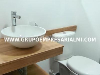 Apartaestudio en arriendo en La Candelaria, Medellín, 65 m² · foto 11 de 20