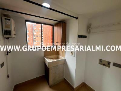 Apartamento de 3 alcobas en venta en Aves Maria, Sabaneta, 114 m² · foto 15 de 20