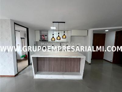 Apartamento de 3 alcobas en venta en Aves Maria, Sabaneta, 114 m² · foto 3 de 20