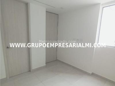 Apartamento en venta en Ditaires, Itagüí · foto 6 de 20