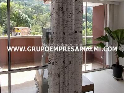 Apartamento de 2 alcobas en venta en Los Alcazares, Sabaneta, 59 m² · foto 12 de 20