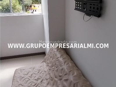 Apartamento de 2 alcobas en venta en Los Alcazares, Sabaneta, 59 m² · foto 16 de 20
