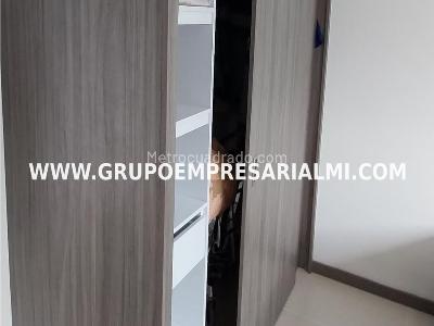 Apartamento de 2 alcobas en venta en Los Alcazares, Sabaneta, 59 m² · foto 17 de 20