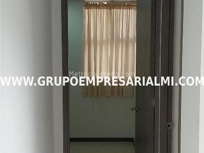 Apartamento de 2 alcobas en venta en Los Alcazares, Sabaneta, 59 m² · foto 18 de 20