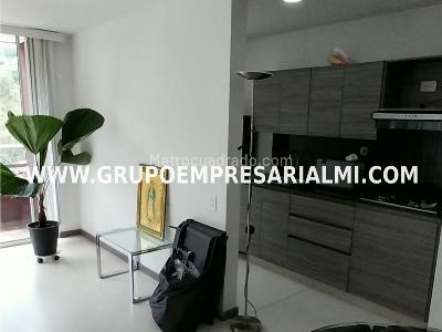 Apartamento de 2 alcobas en venta en Los Alcazares, Sabaneta, 59 m² · foto 3 de 20