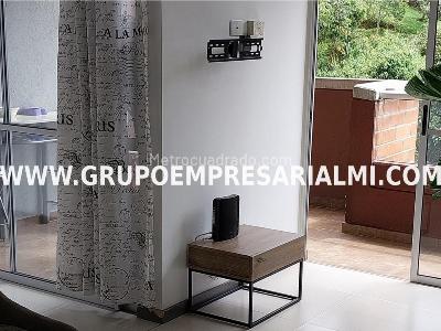 Apartamento de 2 alcobas en venta en Los Alcazares, Sabaneta, 59 m² · foto 4 de 20