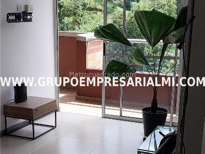 Apartamento de 2 alcobas en venta en Los Alcazares, Sabaneta, 59 m² · foto 5 de 20