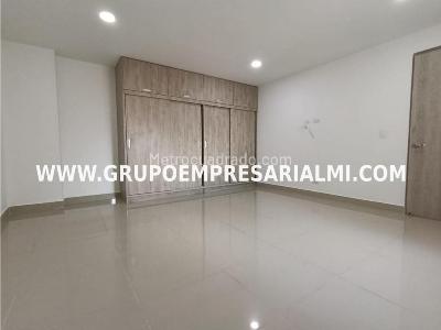 Apartamento en arriendo en La Castellana, Medellín · foto 13 de 20