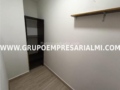 Apartamento en arriendo en La Castellana, Medellín · foto 14 de 20