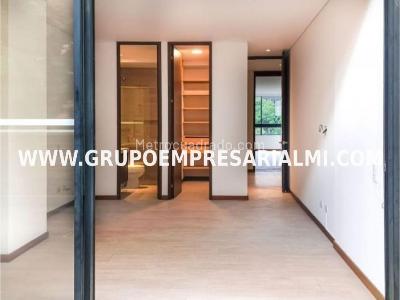 Apartamento de 3 alcobas en arriendo en El Poblado, Medellín, 360 m² · foto 12 de 20