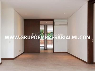 Apartamento de 3 alcobas en arriendo en El Poblado, Medellín, 360 m² · foto 18 de 20