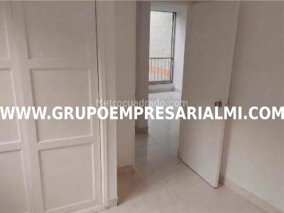 Apartamento en venta en La Pilarica, Medellín · foto 18 de 20