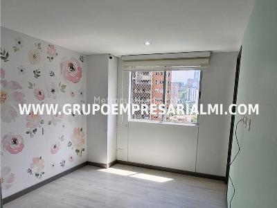 Apartamento de 3 alcobas en venta en San Jose, Sabaneta, 130 m² · foto 12 de 20