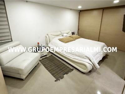 Apartamento de 2 alcobas en venta en El Poblado, Medellín, 112 m² · foto 18 de 20