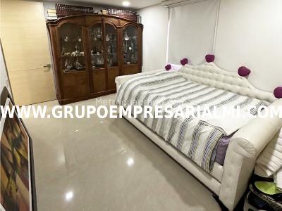 Apartamento de 2 alcobas en venta en El Poblado, Medellín, 112 m² · foto 19 de 20