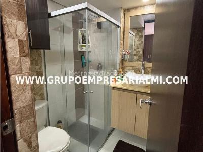 Apartamento de 3 alcobas en venta en Los Alcazares, Sabaneta, 65 m² · foto 11 de 20