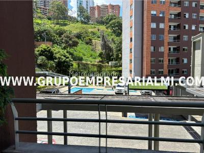 Apartamento de 3 alcobas en venta en Los Alcazares, Sabaneta, 65 m² · foto 12 de 20