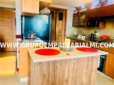 Apartamento de 2 alcobas en venta en Aves Maria, Sabaneta, 83 m² · foto 2 de 18