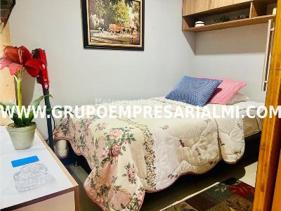 Apartamento de 2 alcobas en venta en Aves Maria, Sabaneta, 83 m² · foto 11 de 18