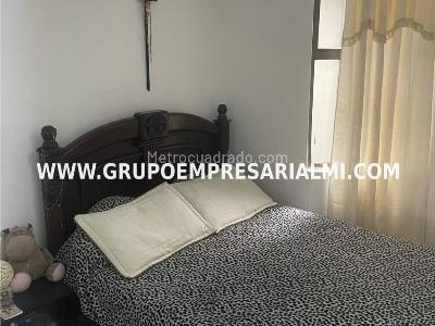 Apartamento en venta en Buenos Aires, Medellín · foto 3 de 20