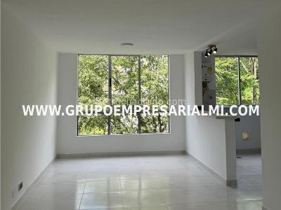 Apartamento en venta en El Poblado, Medellín · foto 2 de 20