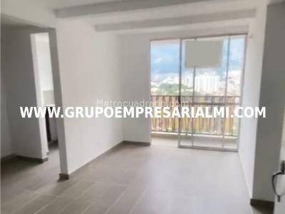 Apartamento de 3 alcobas en venta en Bucaros, Bello, 60 m² · foto 13 de 20