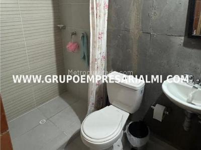 Apartamento de 3 alcobas en venta en Niquia, Bello, 55 m² · foto 9 de 20