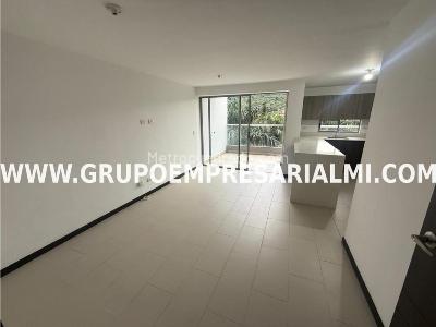 Apartamento de 3 alcobas en arriendo en San German, Medellín, 70 m² · foto 3 de 20