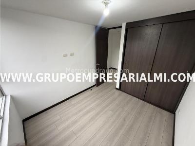 Apartamento de 3 alcobas en arriendo en San German, Medellín, 70 m² · foto 8 de 20