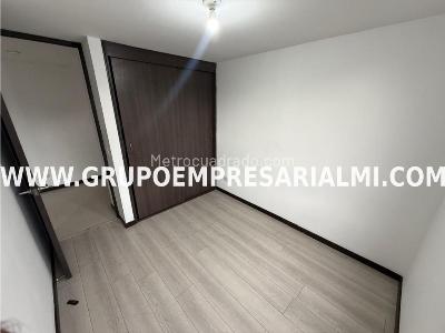 Apartamento de 3 alcobas en arriendo en San German, Medellín, 70 m² · foto 9 de 20