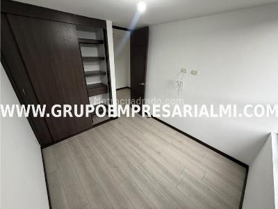 Apartamento de 3 alcobas en arriendo en San German, Medellín, 70 m² · foto 12 de 20