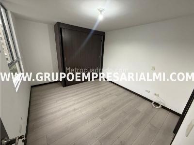 Apartamento de 3 alcobas en arriendo en San German, Medellín, 70 m² · foto 14 de 20