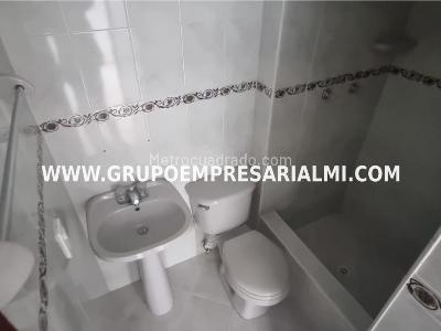 Apartamento en arriendo en Los Colores, Medellín · foto 19 de 20