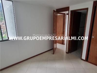 Apartamento en arriendo en Los Colores, Medellín · foto 5 de 20