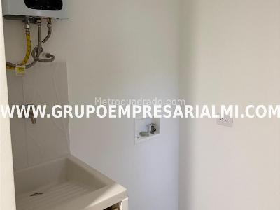Apartamento de 3 alcobas en venta en La Doctora, Sabaneta, 62 m² · foto 12 de 20