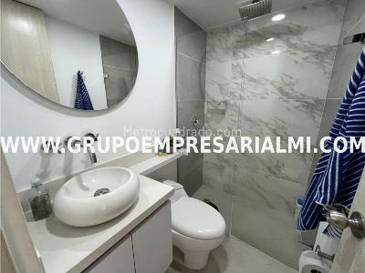 Apartamento en venta en Laureles, Medellín · foto 12 de 20