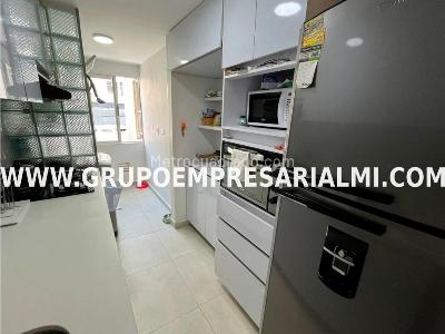 Apartamento en venta en Laureles, Medellín · foto 3 de 20