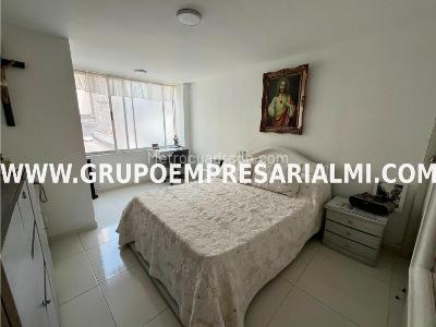 Apartamento en venta en Laureles, Medellín · foto 6 de 20